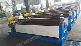 W11-机械三辊对称式卷板机